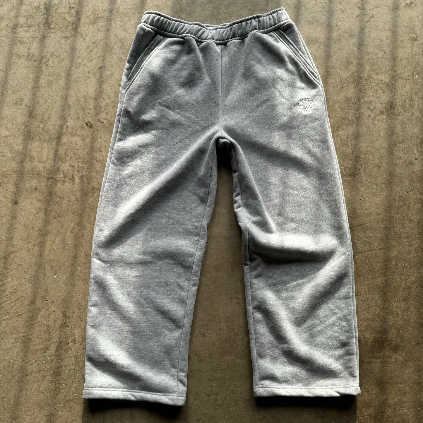 GREY SWEATPANTS V1